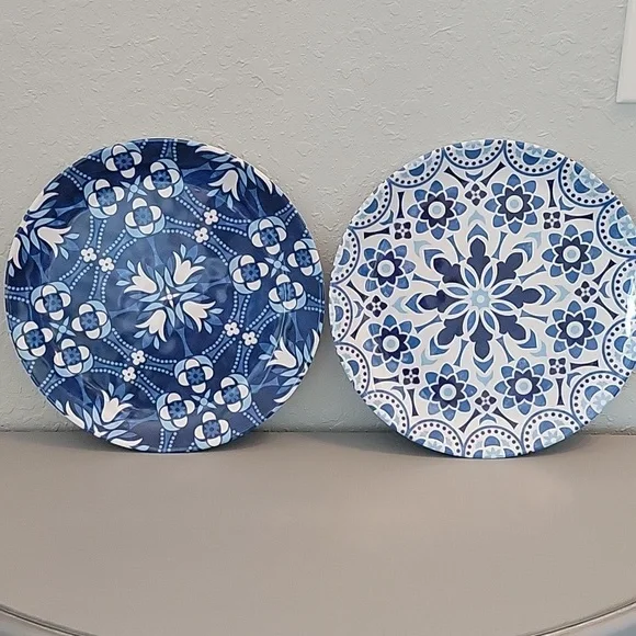 Rachel Roy Blue Floral MELAMINE Dinner Plates Set of 4 - Picture 3 of 3